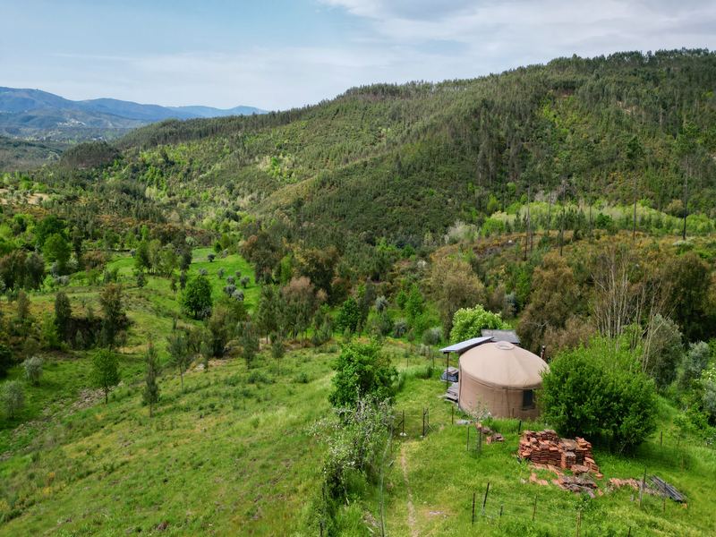 Artisan quinta aerial view with yurt
